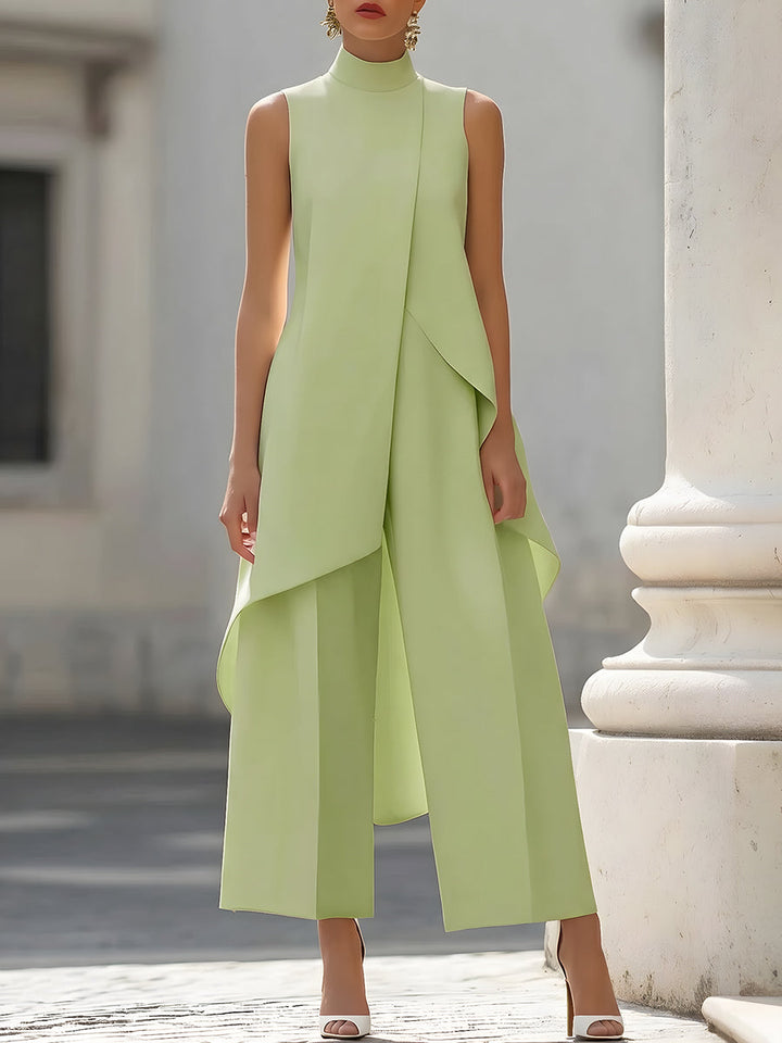 Asymmetrisches, ärmelloses Oberteil und Hose