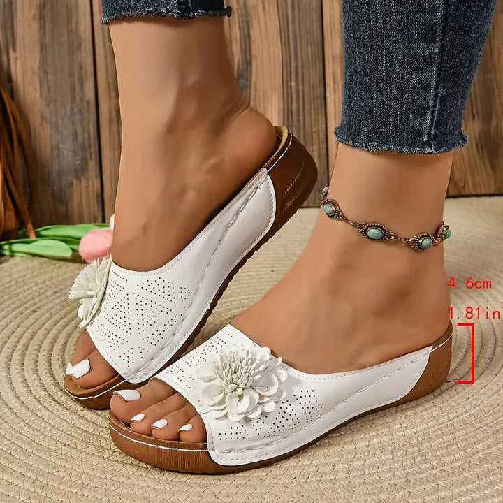 Flora - Orthopädische Sandalen mit Blumenmotiv
