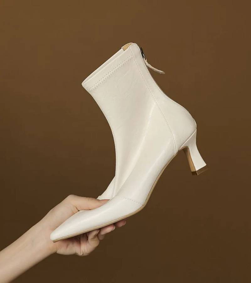 Fulvia - Minimalistische Lederstiefeletten mit mittelhohem