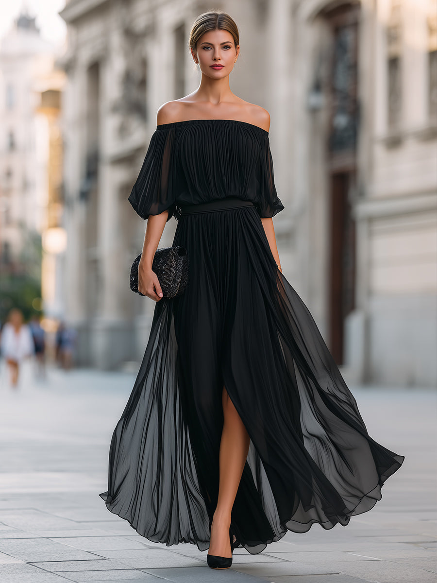 Schulterfreies Plissee-Maxikleid aus Chiffon