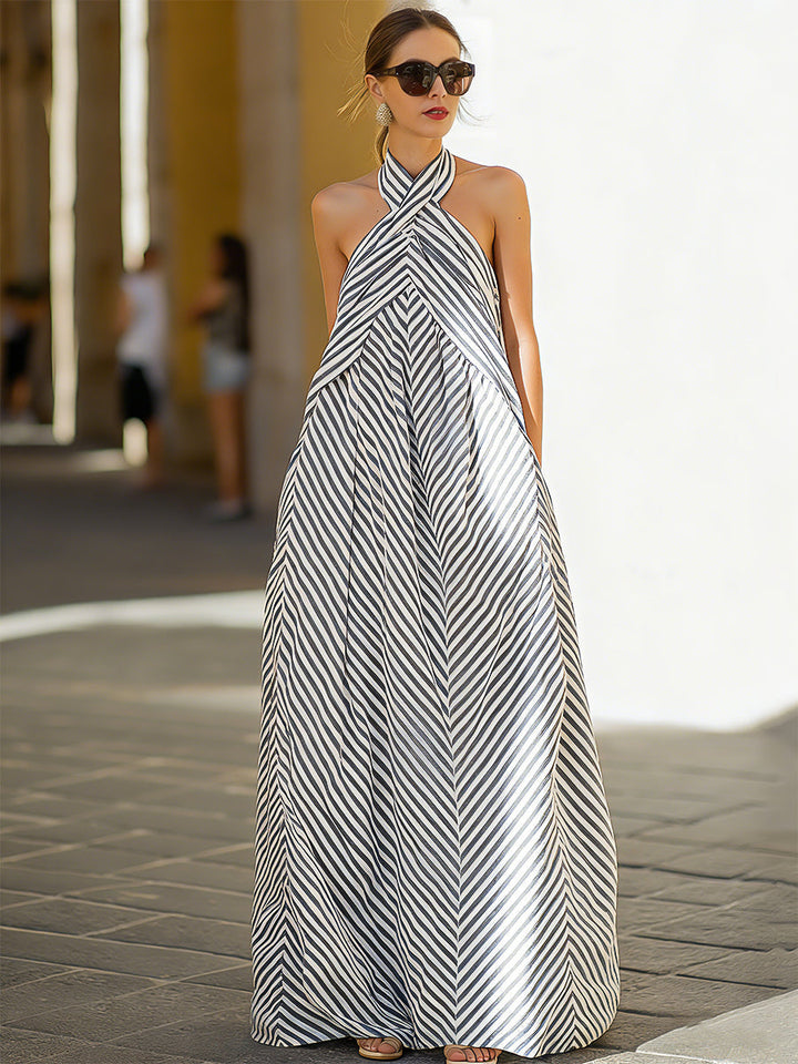 Maritim gestreiftes Maxikleid mit Neckholder