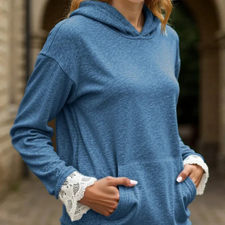 Aveline - Hoodie mit Spitzenakzenten und