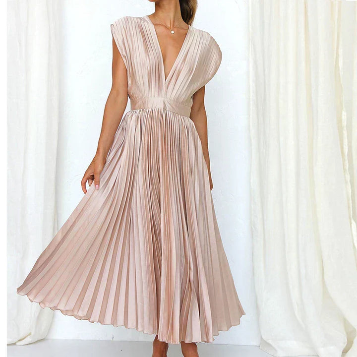 Adela - Elegantes Plissiertes Maxikleid