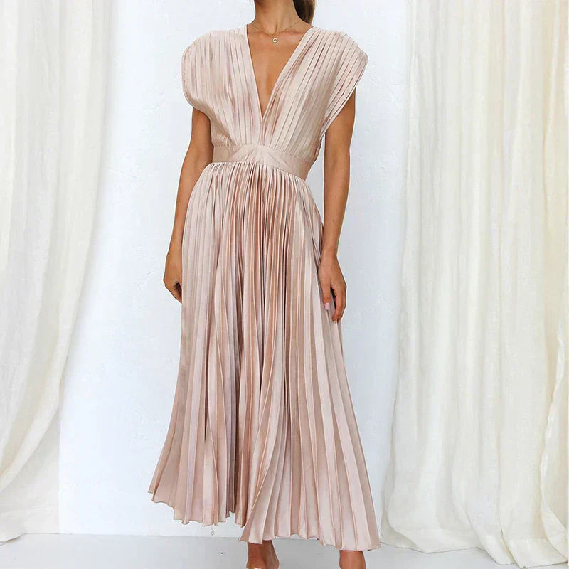 Adela - Elegantes Plissiertes Maxikleid