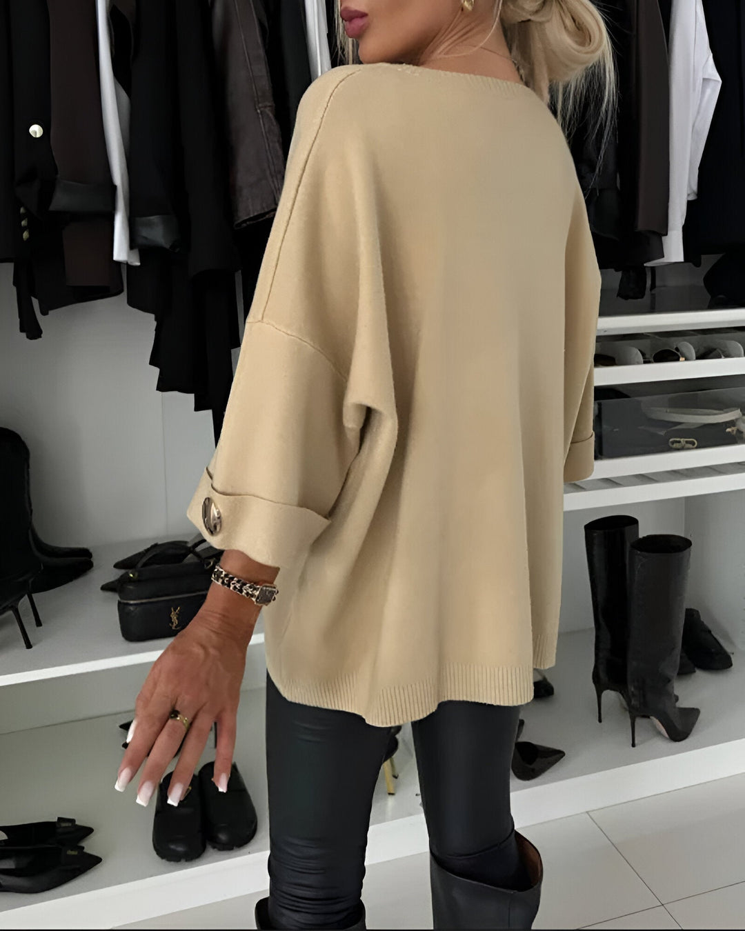 Lucía - Weicher Pullover mit Knopfdetails