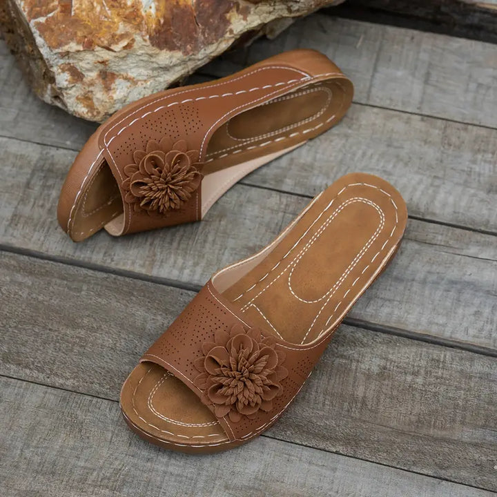 Flora - Orthopädische Sandalen mit Blumenmotiv