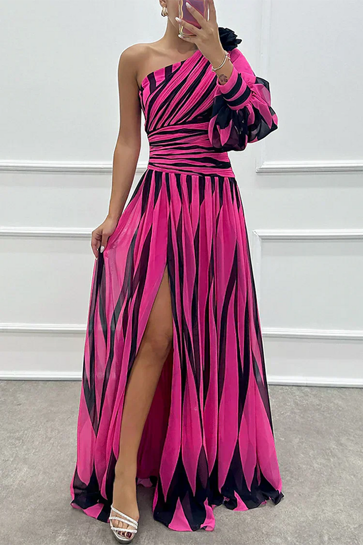 Hazel - Elegantes gestreiftes Maxikleid mit