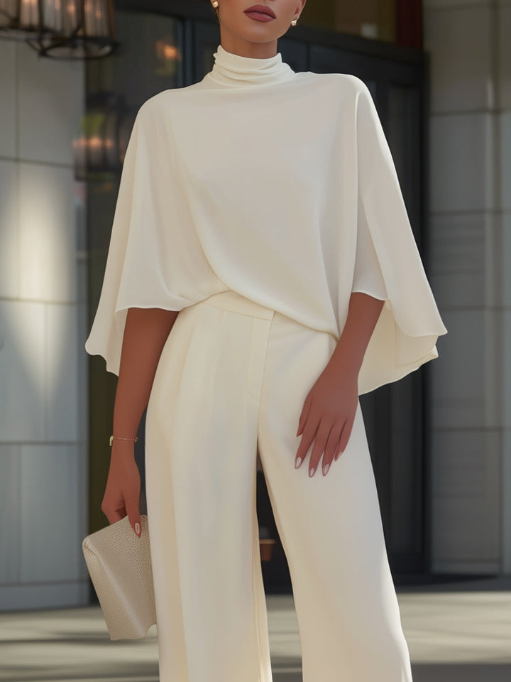 Set aus hochgeschlossener Bluse mit