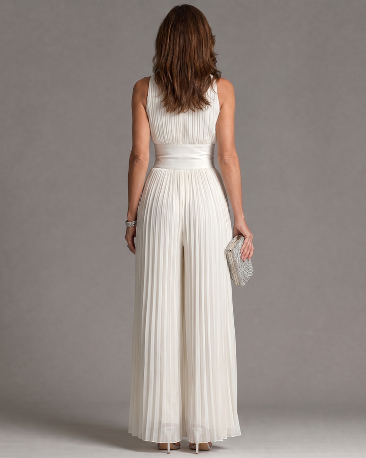 Zakira - Plissierter Neckholder-Jumpsuit mit weitem