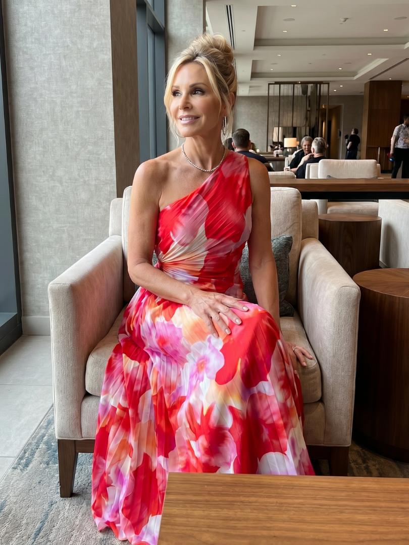 Taya - Ein-Schulter-Kleid mit plissiertem Mieder