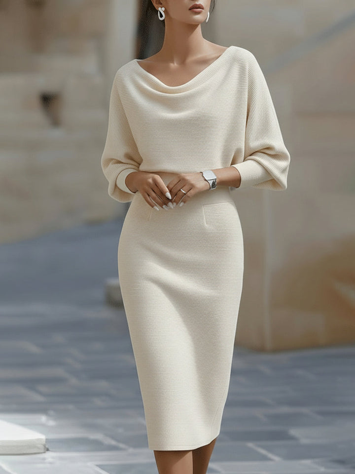 Weißes drapiertes Midikleid mit Fledermausflügeln