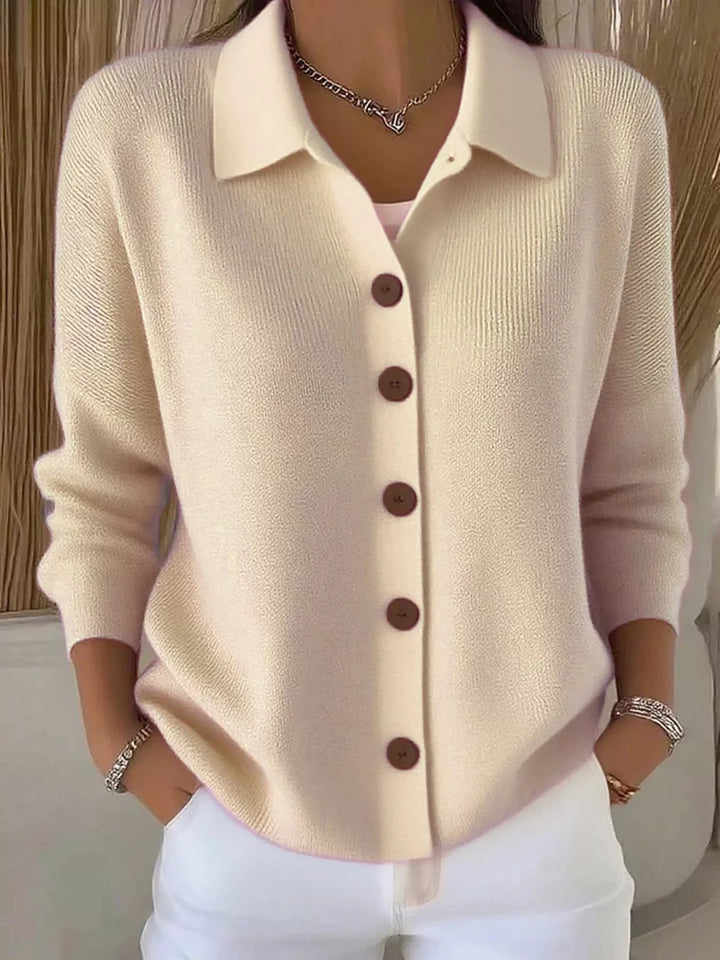 Mila - Elegants Strickjäckli mit Chnöpf