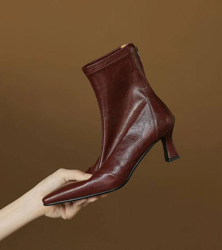 Fulvia - Minimalistische Lederstiefeletten mit mittelhohem