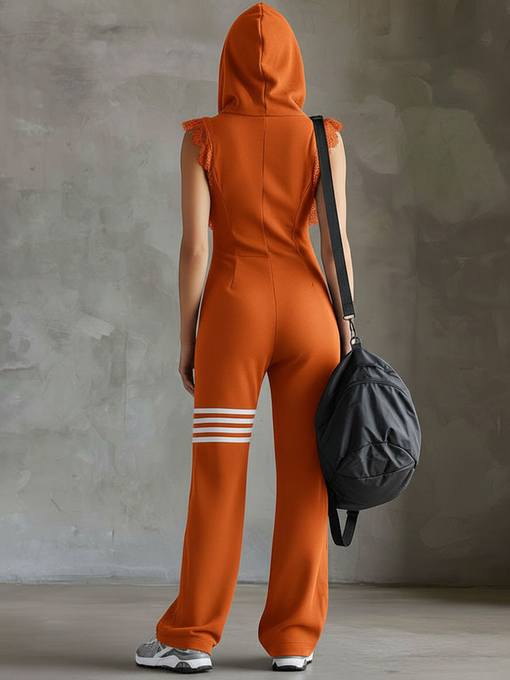 Daniela - Sportlicher Retro-Overall mit Kapuze und Streifen