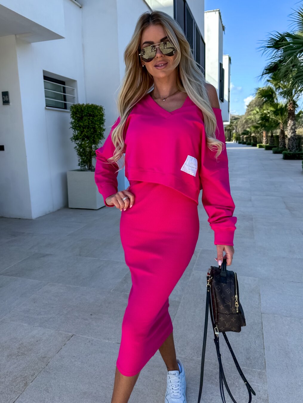 Haile - Bequemes Sweatshirt und Kleid