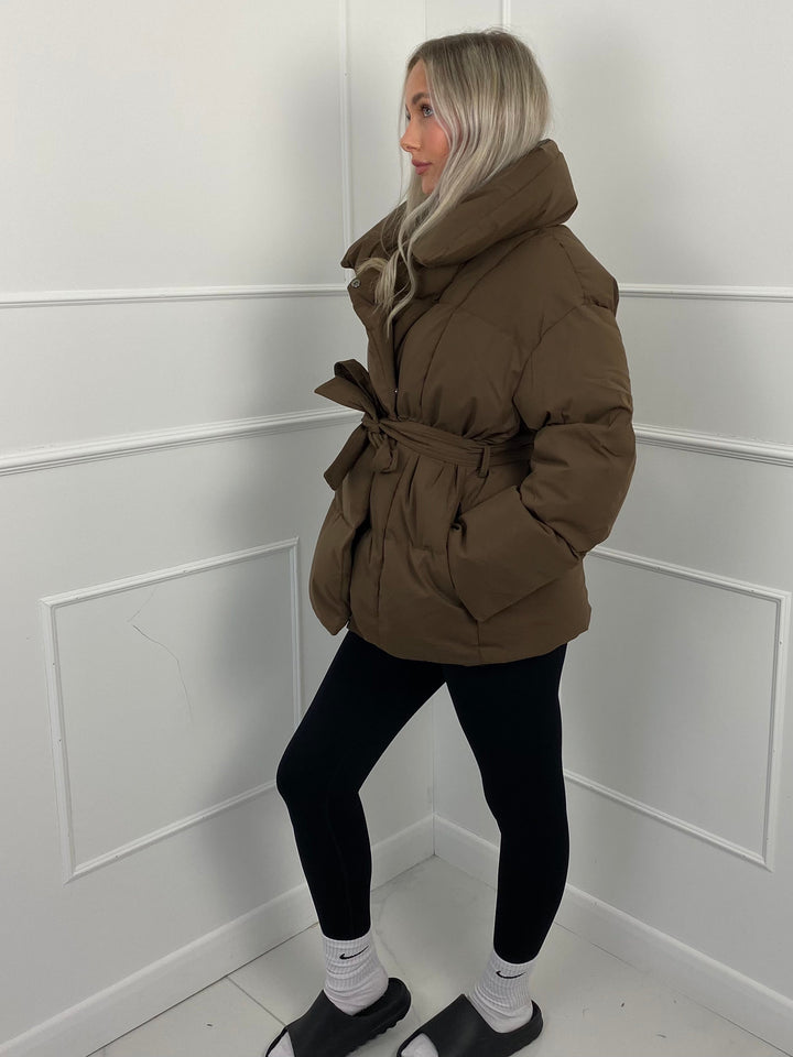 KARLY - Kurze Pufferjacke mit Gürteltasche