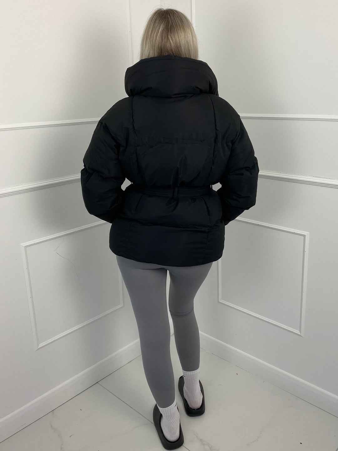 KARLY - Kurze Pufferjacke mit Gürteltasche