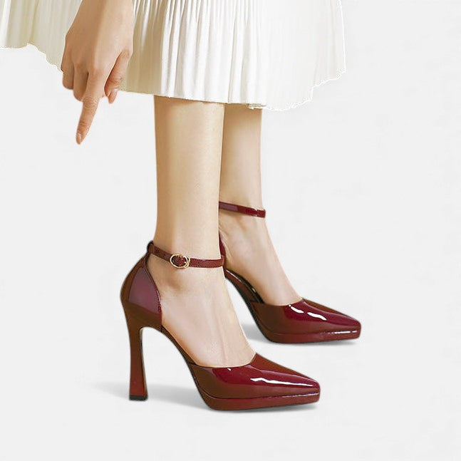 Evette Leder Heels