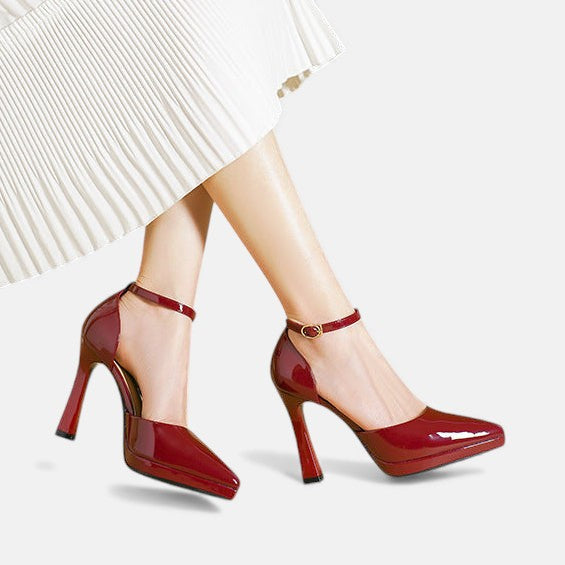 Evette Leder Heels