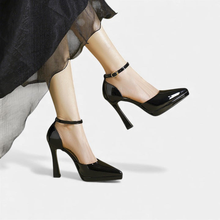 Evette Leder Heels