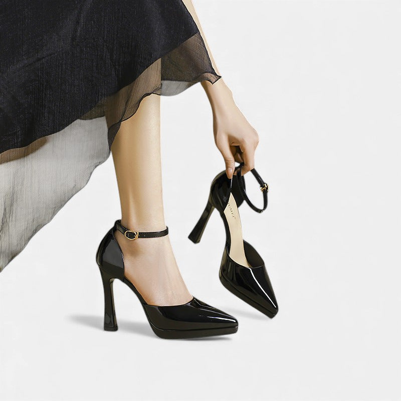 Evette Leder Heels