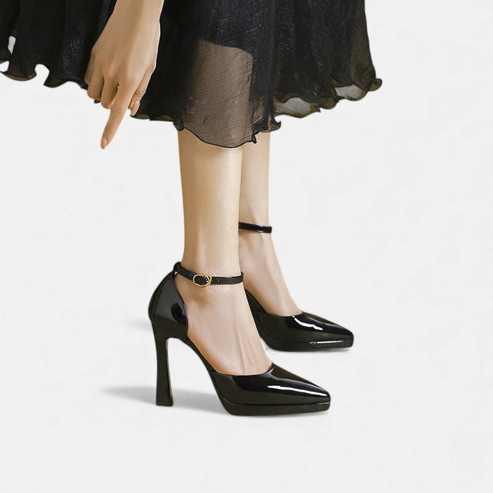 Evette Leder Heels