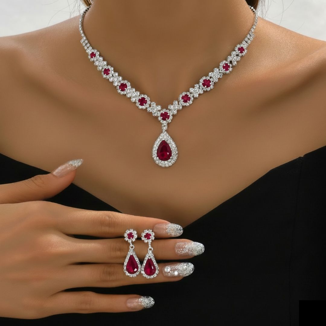Kaylee - Kristallhalskette mit Ohrring-Set (1+1