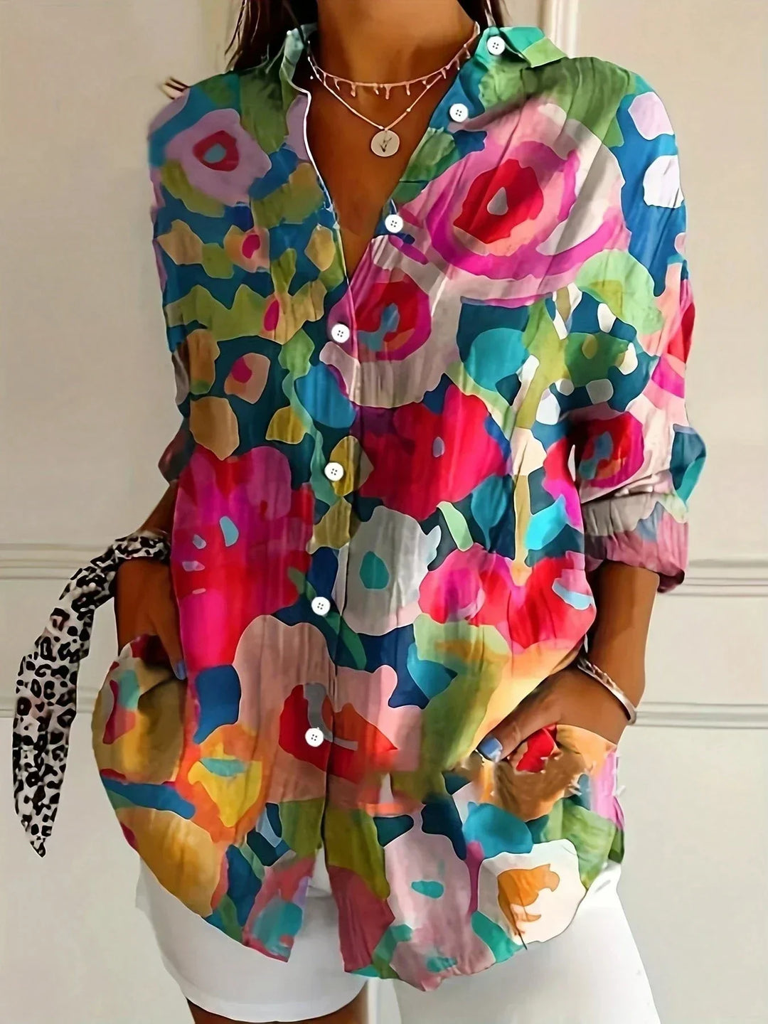 Astrid - Bluse mit bunten Mustern
