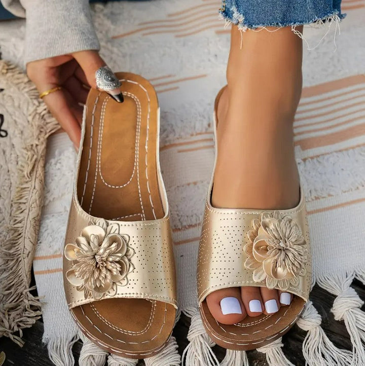 Flora - Orthopädische Sandalen mit Blumenmotiv