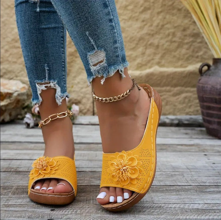 Flora - Orthopädische Sandalen mit Blumenmotiv
