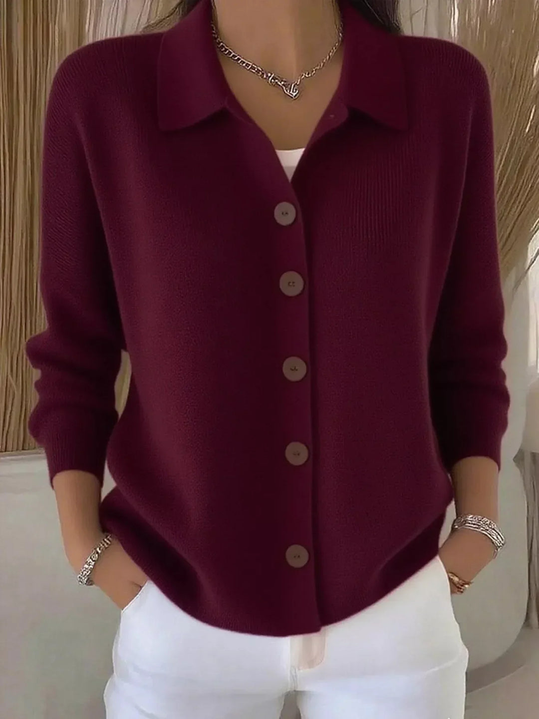 Mila - Elegants Strickjäckli mit Chnöpf
