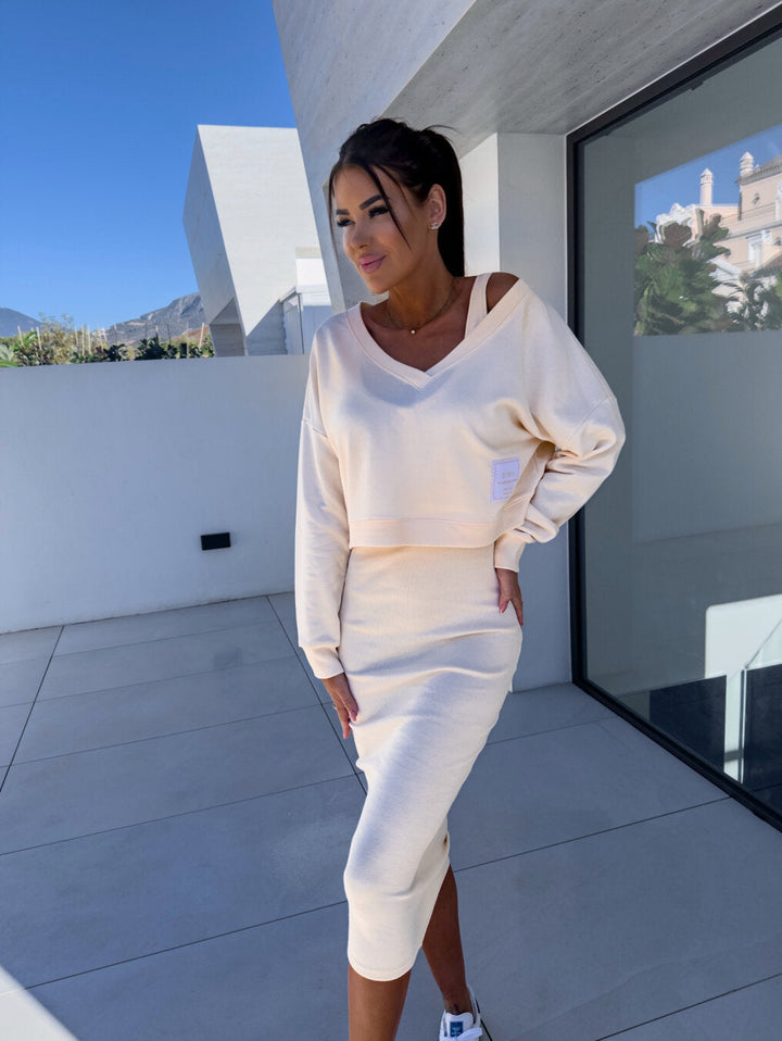 Haile - Bequemes Sweatshirt und Kleid