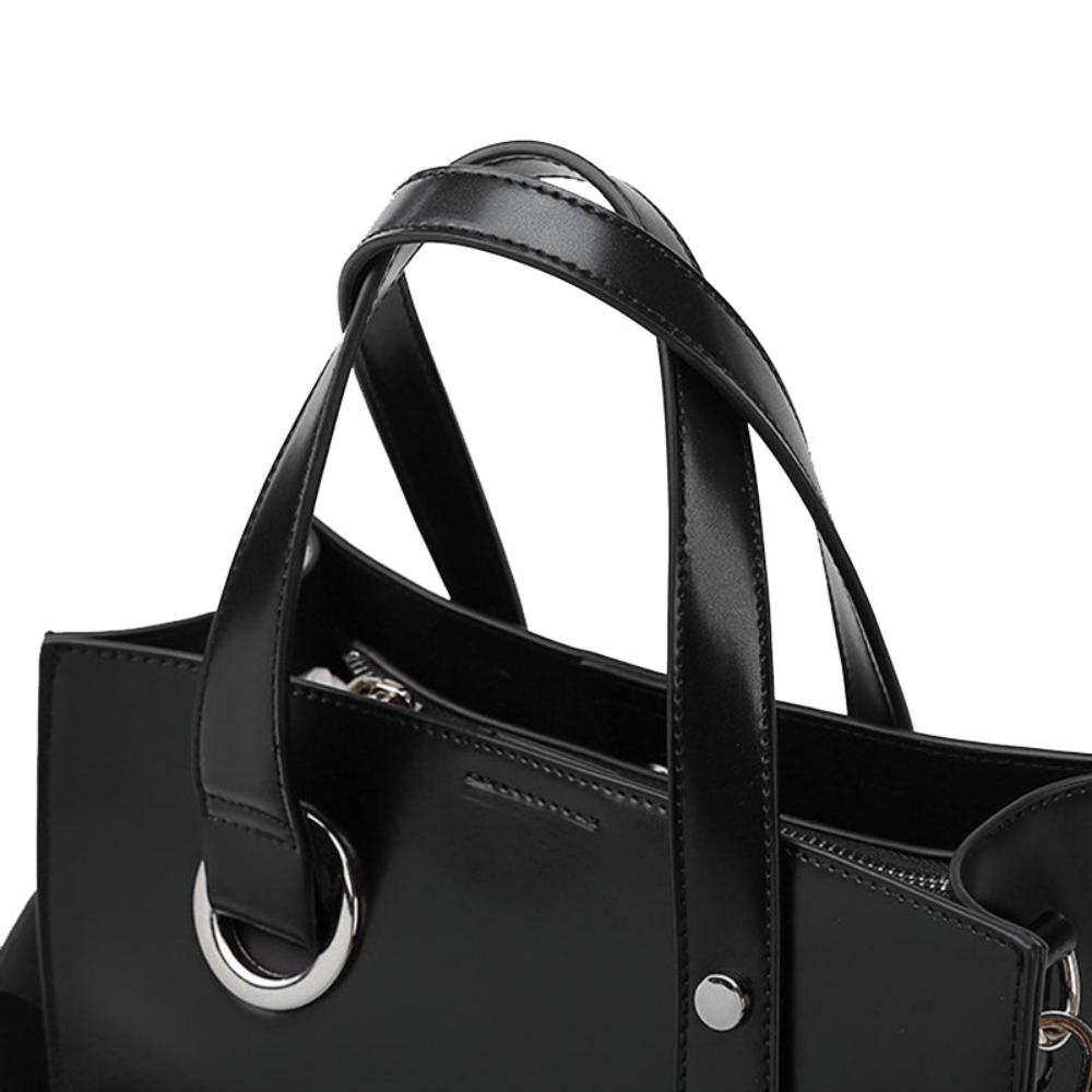 Phoebe - Strukturierte Dünne Tasche