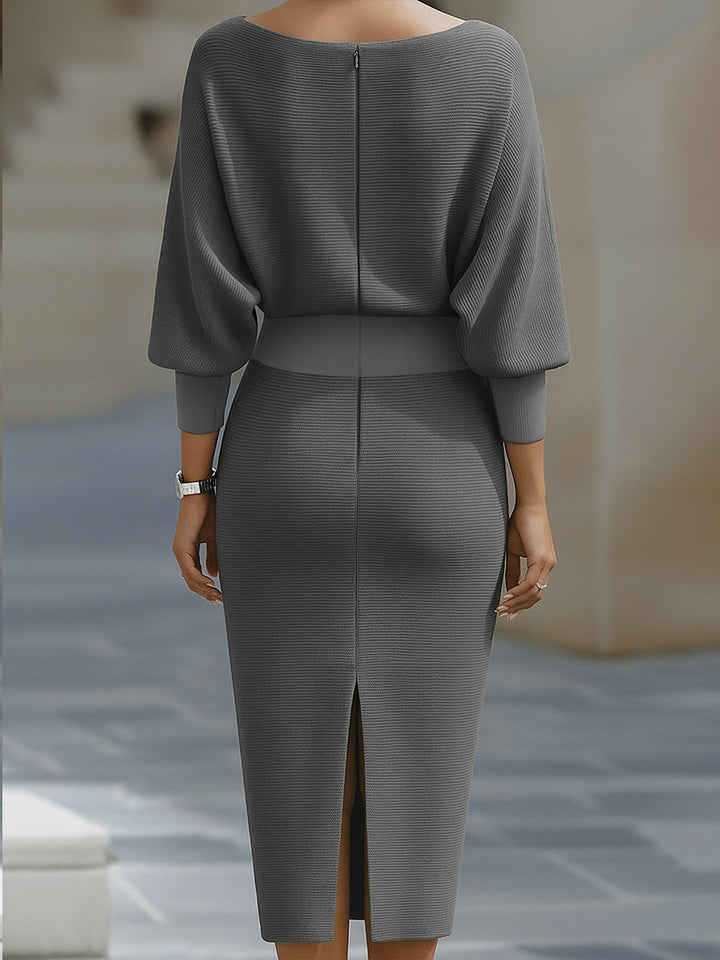 Weißes drapiertes Midikleid mit Fledermausflügeln