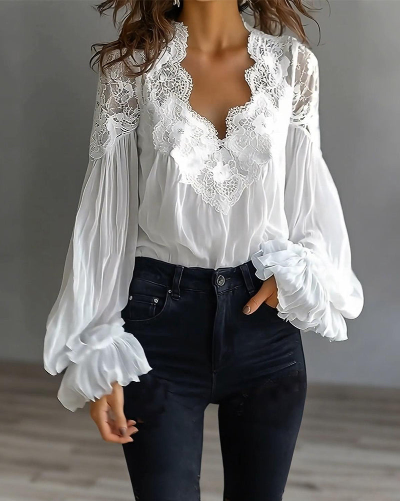 Joelle - Elegante Spitzenbluse mit Puffärmeln