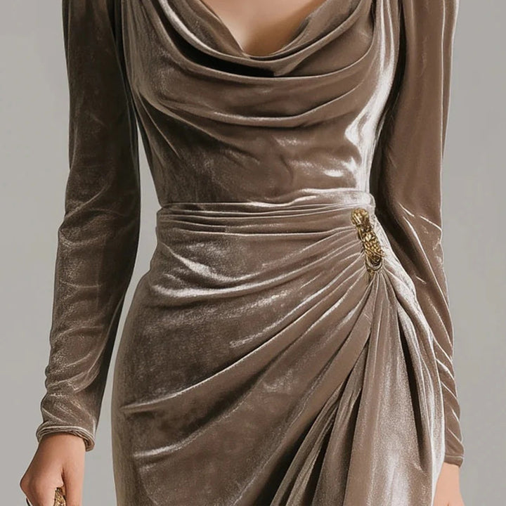 Margarette - Elegantes Velourkleid mit Drapierung